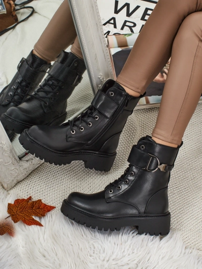 Ženski gležnarji v stilu delavskih škornjev Sorevine