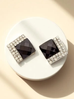 čierna || niebieski