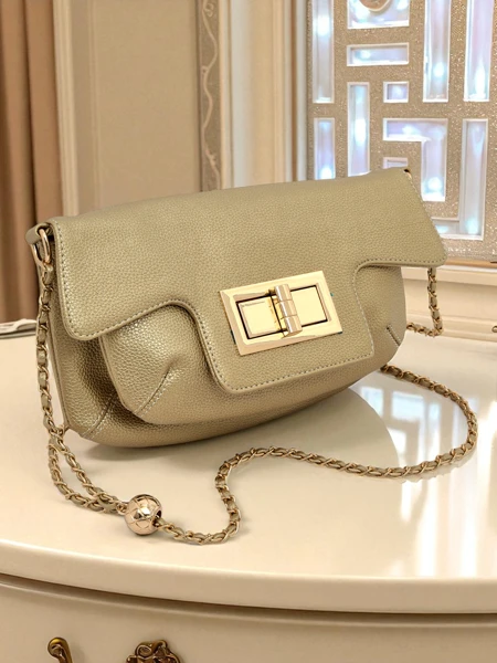 Royalfashion Dámska listová kabelka Aurelia Classico