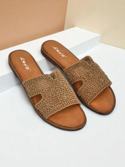 Rpyalfashion Dámske sandále s ozdobným remienkom Braida