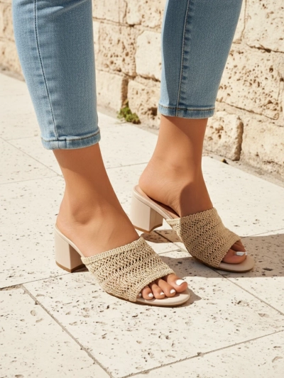 Royalfashion Ženski natikači s peto v obliki stebra Sole Bloom
