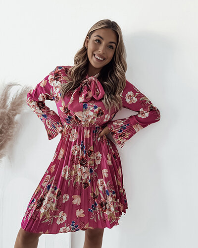 Royalfashion Dámske kvetinové mini šaty