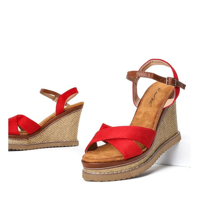 Červené sandály na ozdobeném klínu Bastina - Obuv 1