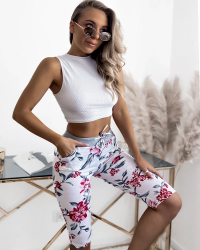 Bielo-ružové 3/4 dámske kraťasy s potlačou PLUS SIZE - Oblečenie