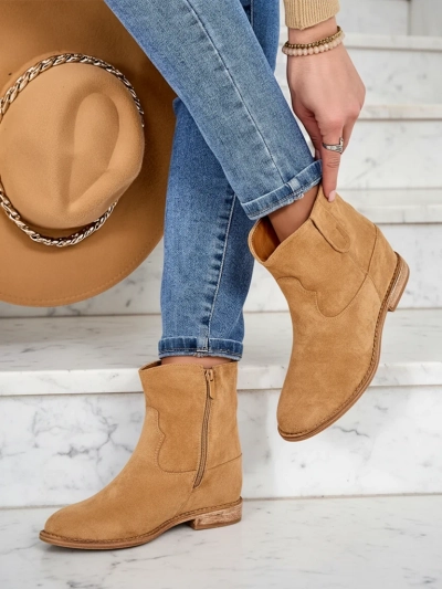 Royalfashion Hnedé členkové čižmy s kovbojským štýlom na krytom klíne Patorias