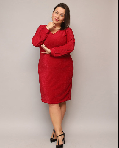Royalfashion Trblietavé dámske šaty pred kolená v červenej farbe PLUS SIZE