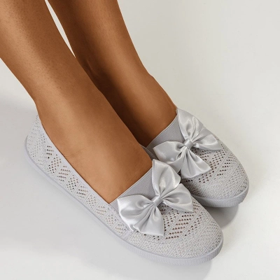 OUTLET Svetlosivá dámska prelamovaná šľapka s mašličkou Azaria - Obuv