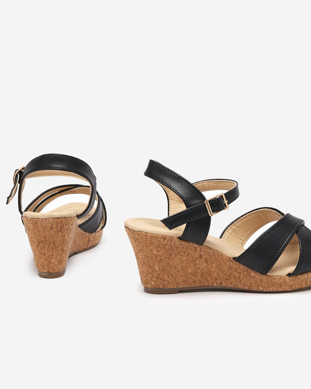 Dámske čierne klinové sandále Helia - Topánky