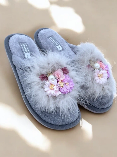 Royalfashion Dámske kožušinové papuče s kvetmi Ederra