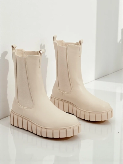 Visoki ženski gležnarji iz eko usnja Livora