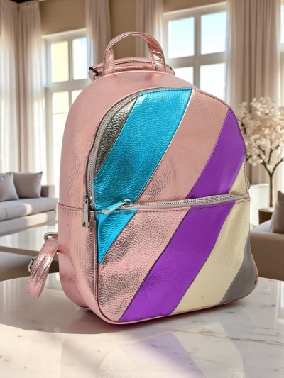 Royalfashion Dámsky batoh z eko kože s kovovými prúžkami