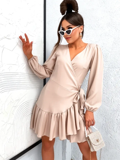 Royalfashion Dámske mini šaty s viazaním a volánikmi
