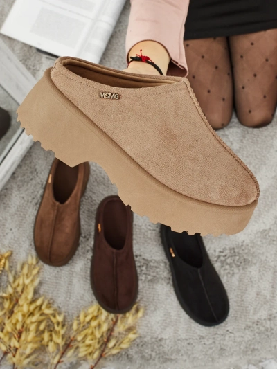 Kratki ženski škornji a'la za sneg s krznom Calindra