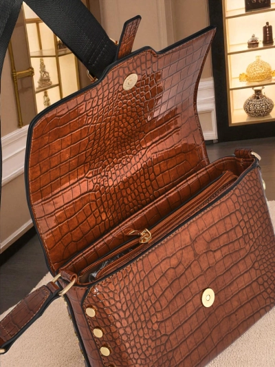 Royalfashion Lakirana majhna ženska torbica iz eko usnja Velia Crest