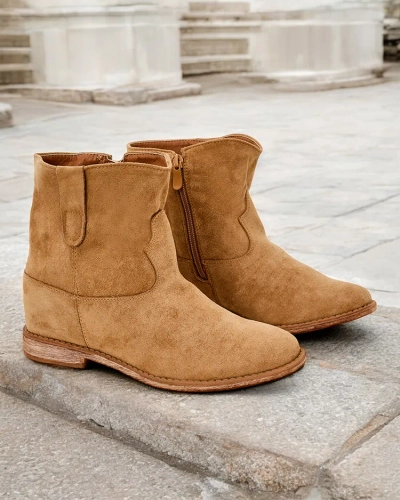 Royalfashion Hnedé členkové čižmy s kovbojským štýlom na krytom klíne Patorias