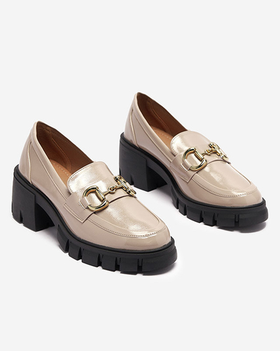 Svetlohnedé dámske lakované mokasíny s ornamentom Neriea - Obuv