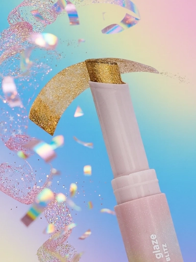 Trblietavý rúž na pery v odtieni Golden Girl