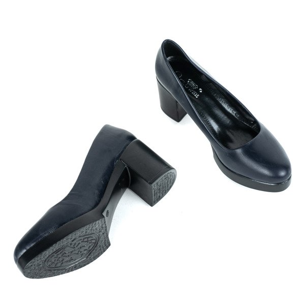 Černě lakovaná čerpadla na sloupu Leonid - Obuv 1