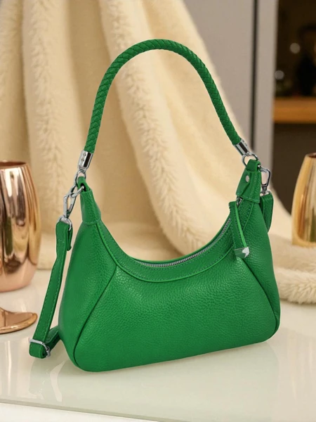 Royalfashion Majhna ženska torbica iz eko usnja z okrasnim pasom Lacquea