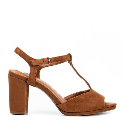 OUTLET Hnedé dámske sandále na vyššom stĺpiku Morata - Footwear