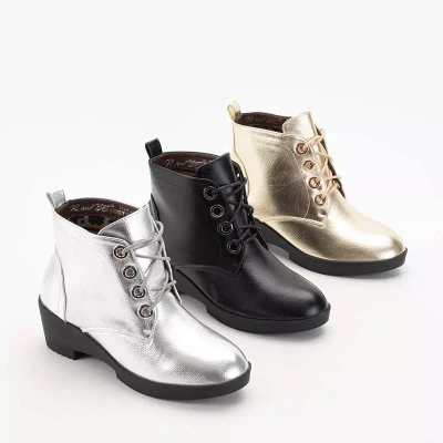 OUTLET Zlaté dámske šnurovacie ploché členkové čižmy Tivera - Obuv