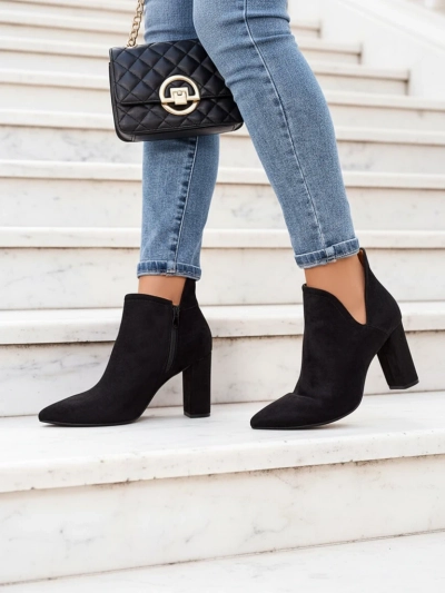 Čierne dámske členkové topánky strihu Alania - Obuv