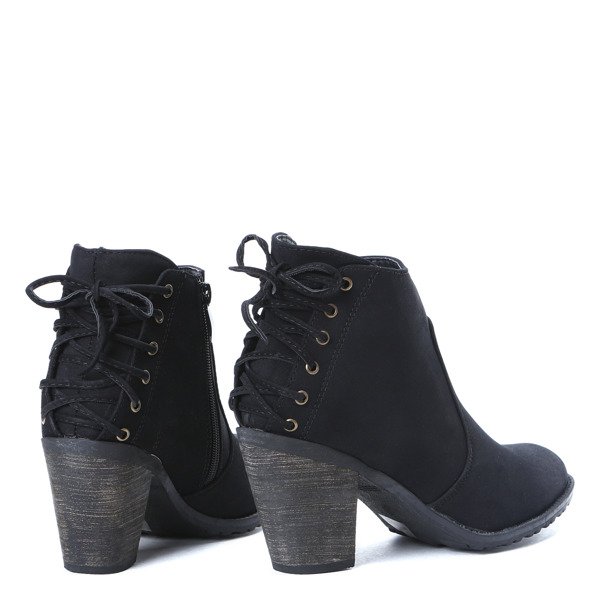 Czarne botki na słupku Elaise - Obuwie