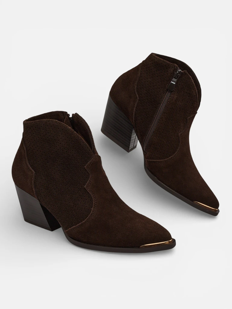 Ženski kavbojski gležnarji iz naravnega usnja Nilof