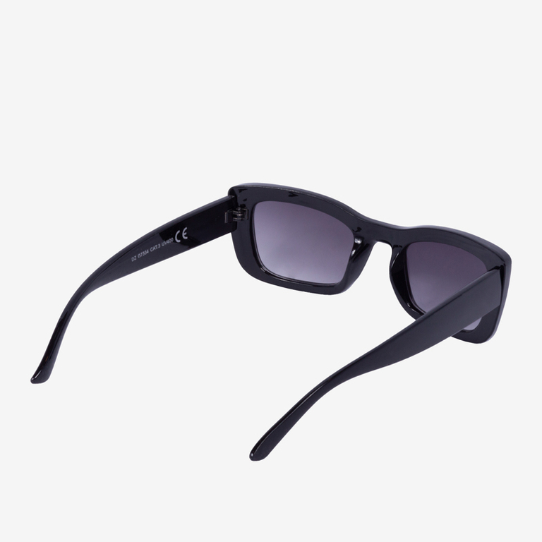 Dámske čierne tenké slnečné okuliare - doplnky