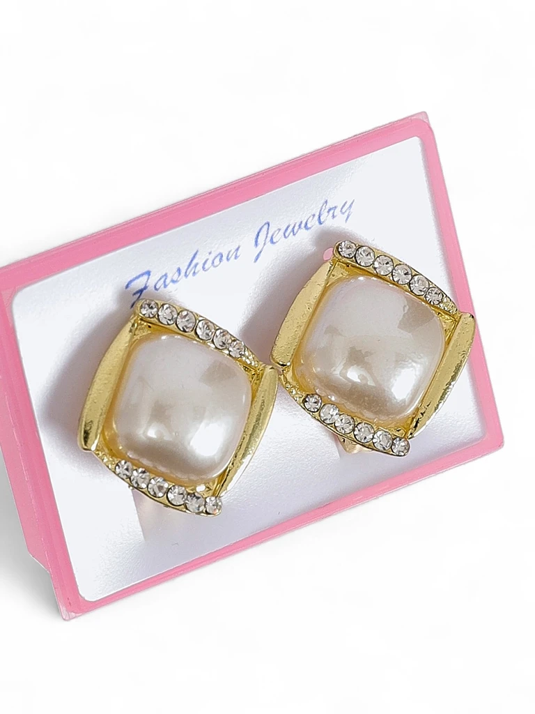 Ženski uhani na klip z biserčkom