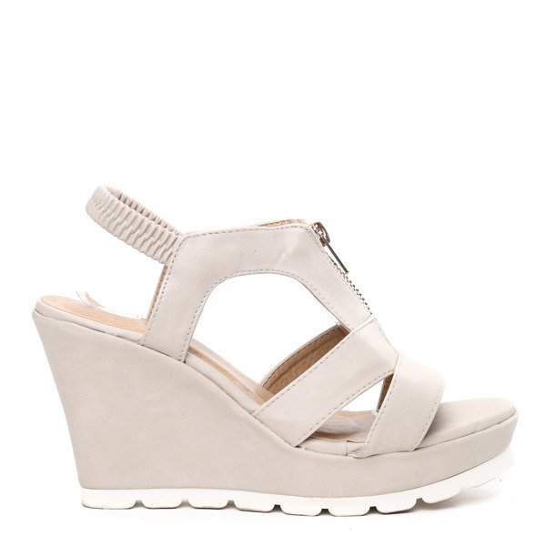 Beżowe sandały na koturnie Dagna- Obuwie