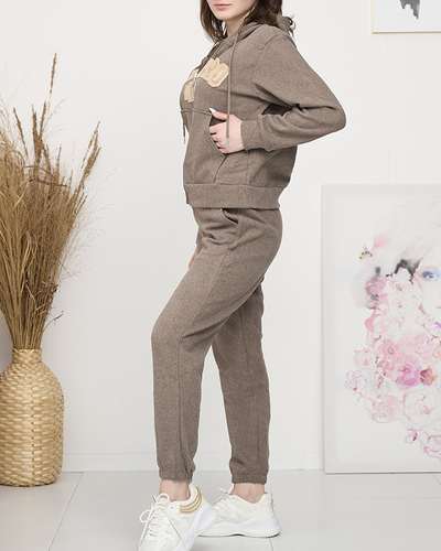 Svetlohnedá zateplená dámska mikina s nášivkou - Oblečenie