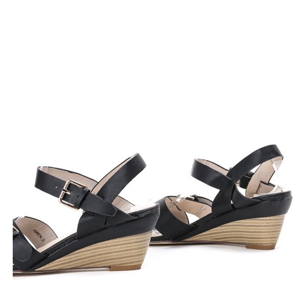 Czarne sandały na niskiej koturnie Ana - Obuwie