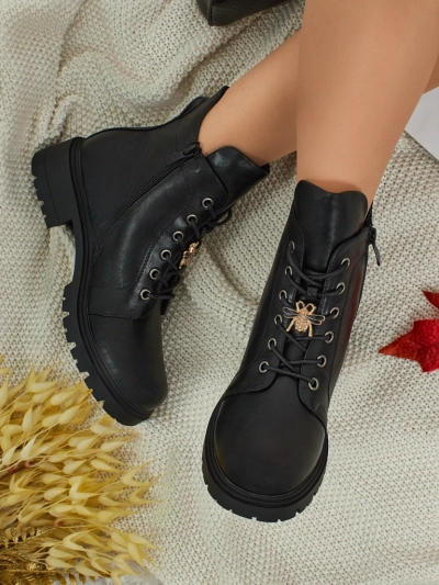 Eko usnjeni ženski gležnarji z vezalkami Veltih