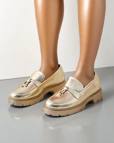 Royalfashion Elegantné dámske loafers Bornel