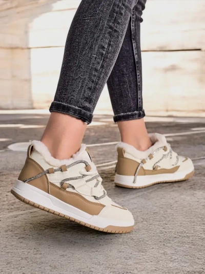 Royalfashion Dámske tenisky s izoláciou Esioo