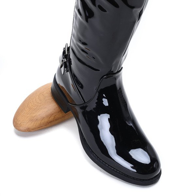 Czarne kozaki lakierowane Regina - Obuwie