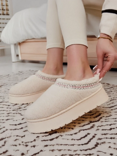Royalfashion Krátke ženské snehule Esel