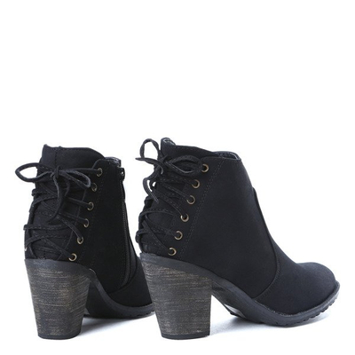 Czarne botki na słupku Elaise - Obuwie