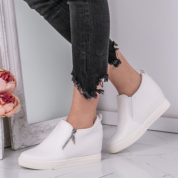 Bílý skluz na vnitřní klín Camerrone - obuv 1