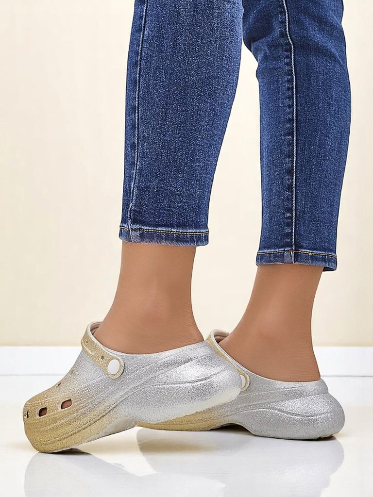 Royalfashion Dámske letné gumené sandále s výrezmi Dellosa