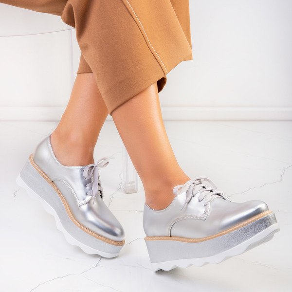 Srebrne półbuty w stylu oxfordek na platformie Oro - Obuwie