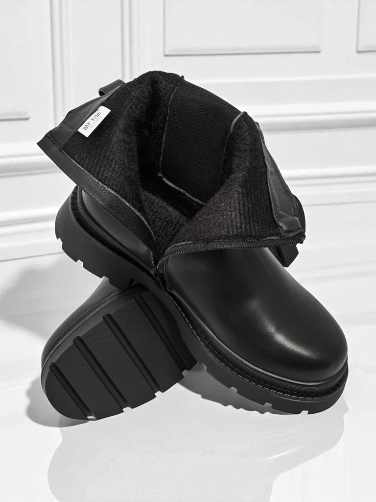 Visoki ženski gležnarji iz eko usnja Pearl Mist