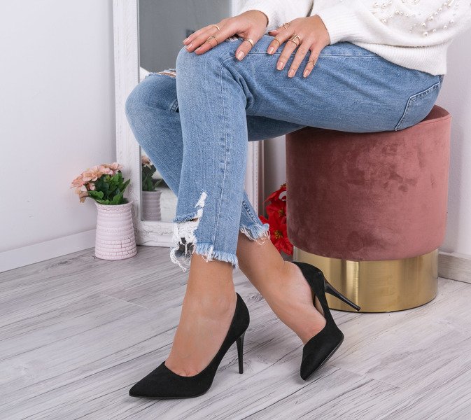 Czarne czółenka na szpilce Loretta - Obuwie