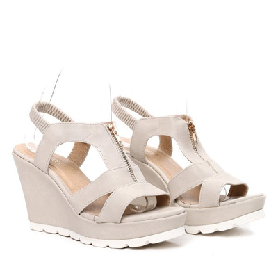 Beżowe sandały na koturnie Dagna- Obuwie