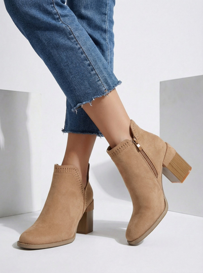 Royalfashion Ženské topánky na podpätku Vettot