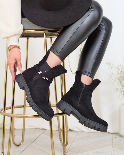 Royalfashion Čierne dámske čižmy s ozdobným remienkom Dafflo