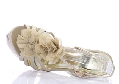 OUTLET Béžové sandále na vysokom podpätku Benitana - Topánky