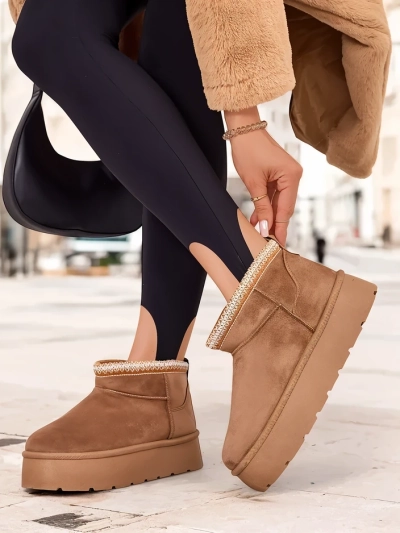 Royalfashion Dámske krátke topánky a'la snow boots Xoalla