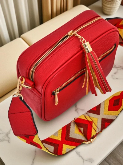 Royalfashion Mala ženska torbica iz eko usnja s pisanim pasom Kovi Lace